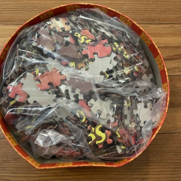 Masterpieces Reeses 500 Piece Shaped Jigsaw Puzzle Candy Chocolate - Picture 5 of 6